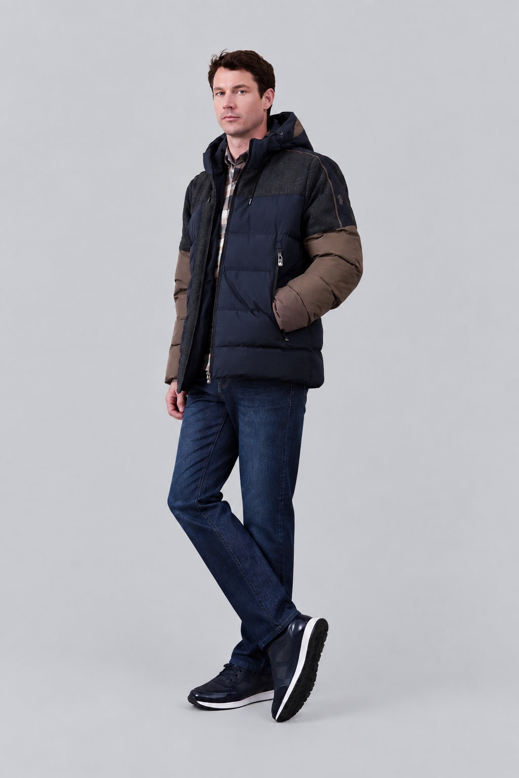 Dean Regular Slim Jeans aus Baumwoll-Polyester-Mix in Smoke-Navy-Waschung in smoke navy, Ansicht 3