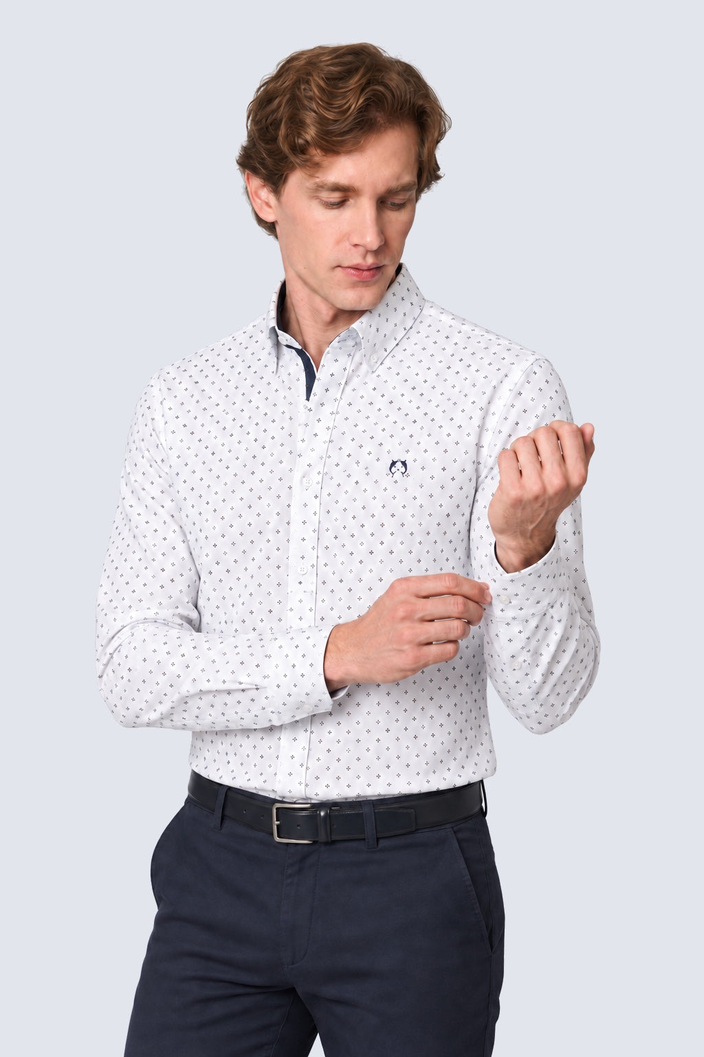 Button‑Down‑Hemd aus Baumwolle mit Mikro‑Allover‑Print in white print 1, Ansicht 2