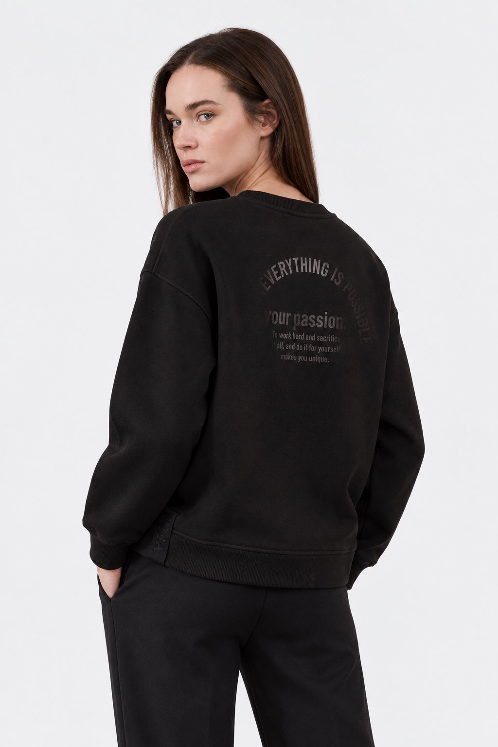 Oversize-Sweatshirt aus Baumwoll-Mix mit Rückenprint in black, Ansicht 2