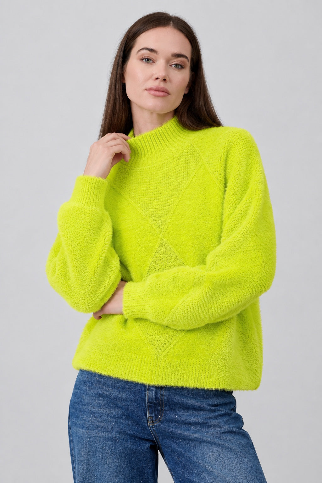 Strickpullover aus Polyamid mit Stehkragen und Strukturmuster in green glow, Ansicht 2