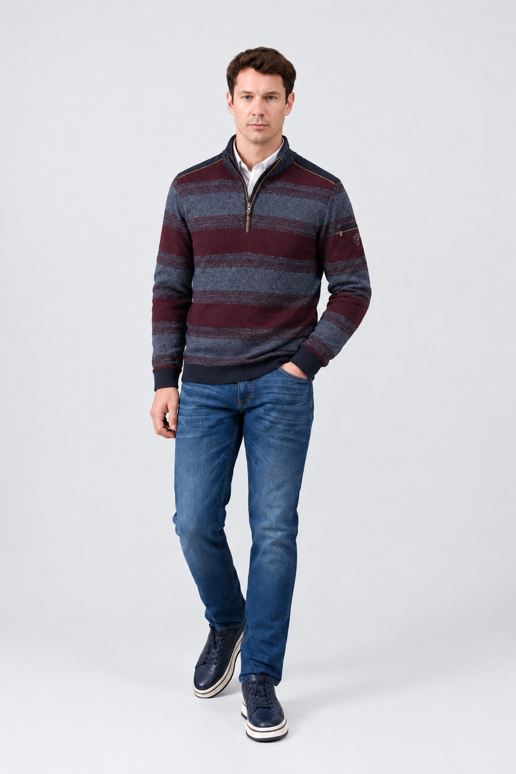 Sweatshirt mit Stehkragen und Farbverlauf‑Strukturdesign in bordo combi 1